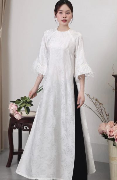 Áo Dài Gấm Lụa Thọ Dơi Bạch Liên Tay Lỡ Phối Lông Form Suông Hàng May Sẵn ADT03