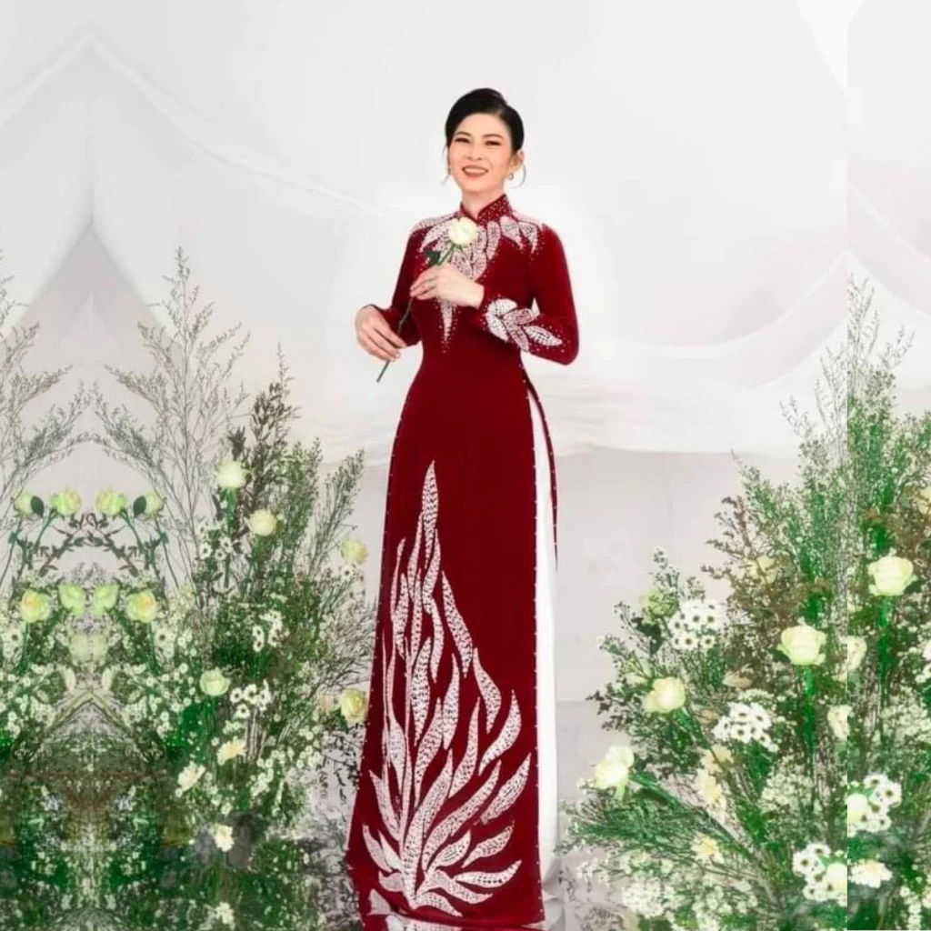 Áo dài trung niên - Áo dài ngồi sui chất liệu nhung cao cấp màu đỏ sang trọng cho các mẹ đi dự tiệc ADM60 có bigsize - Ảnh 6